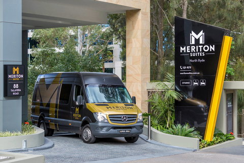 Meriton Suites North Ryde - Holiday Find 8
