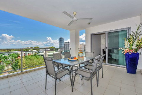 Argus Apartments Darwin - Holiday Find 14