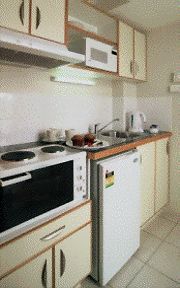 Astor Metropole & Apartment - Holiday Find 1