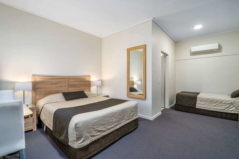 Quality Hotel Sherbourne Terrace - Holiday Find 2