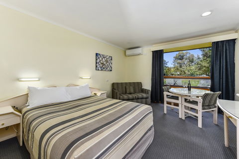 William Macintosh Motor Lodge - Holiday Find 1
