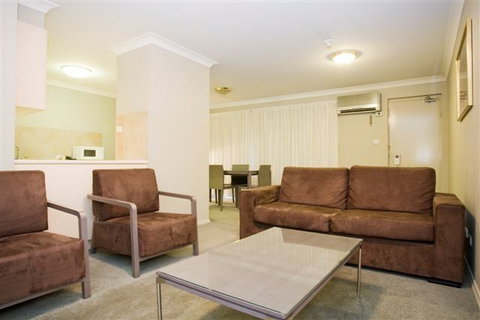 Pinnacle Apartments - Holiday Find 2