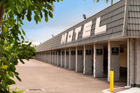 Dalrymple Motel - Holiday Find 0