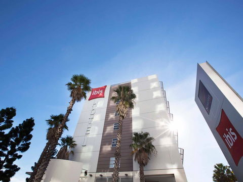 Hotel Ibis Sydney Olympic Park - Holiday Find 1
