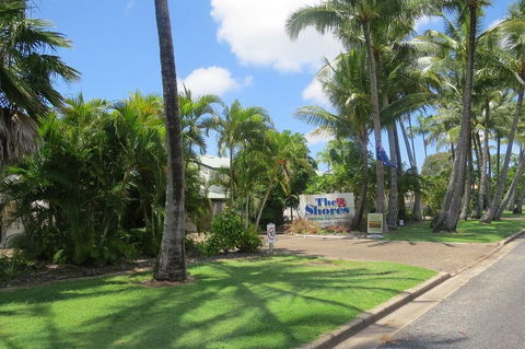 The Shores Holiday Apartments - Holiday Find 0