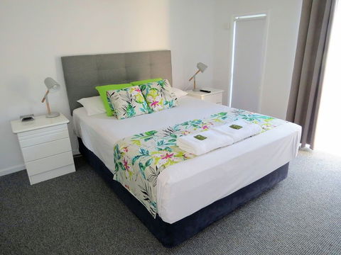 The Shores Holiday Apartments - Holiday Find 1