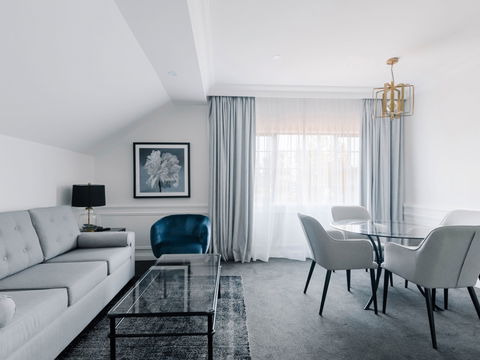 Grand Mercure The Hills Lodge - Holiday Find 1