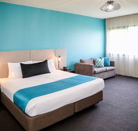 Mantra Melbourne Melton - Holiday Find