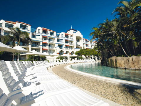Oaks Calypso Plaza Resort - Holiday Find 3