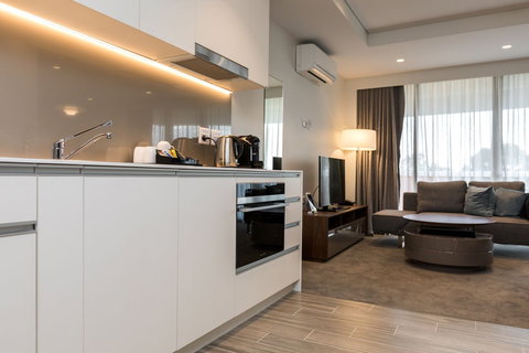 The Brankstone Hotel & Residences - Holiday Find 5