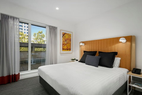 Quest Canberra City Walk - Holiday Find 8