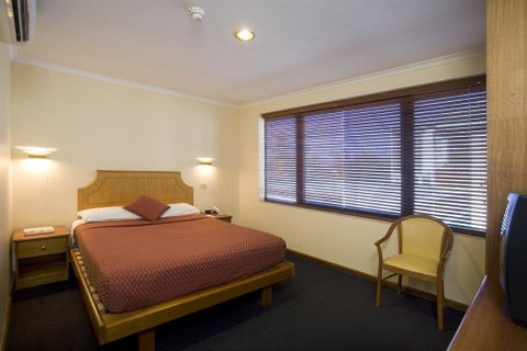 Capital Executive Apt Hotel Canberra - Holiday Find 6