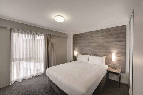 Adina Serviced Apartments James Court - Holiday Find 14