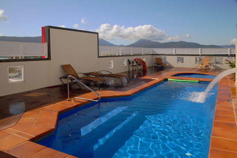 Cairns Central Plaza Apartment - Holiday Find 5
