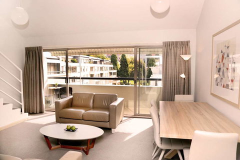 Salamanca Inn - Holiday Find 1