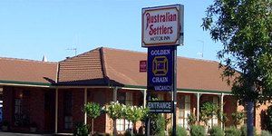 Australian Settlers Motor Inn - Holiday Find 0