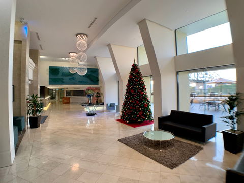 Astra Apartments Brisbane - Holiday Find 1