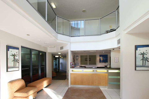 Caloundra Central Apartment Hotel - Holiday Find 2