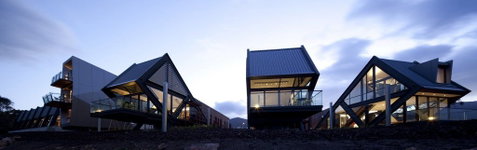 Mona Pavilions - Holiday Find 1