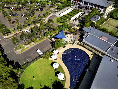 Mercure Kooindah Waters Central Coast - Holiday Find 2