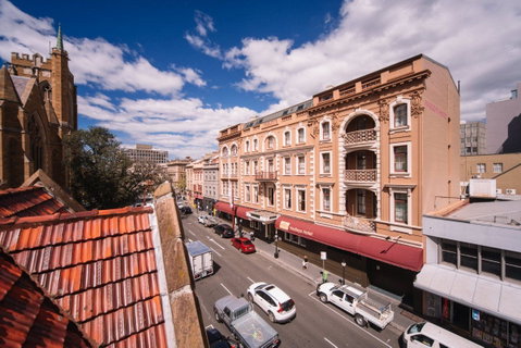 Hadley's Orient Hotel - Holiday Find 0