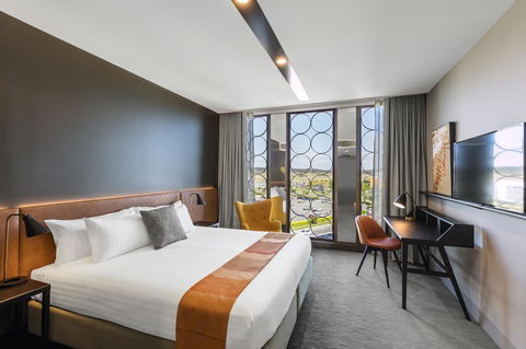 Vibe Hotel Canberra - Holiday Find 20