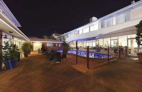 Ibis Styles Canberra - Holiday Find 28