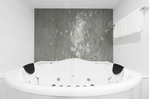 Avenue Hotel Canberra - Holiday Find 19