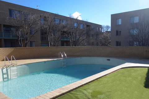 Kingston Comfy Apartment - Holiday Find 10