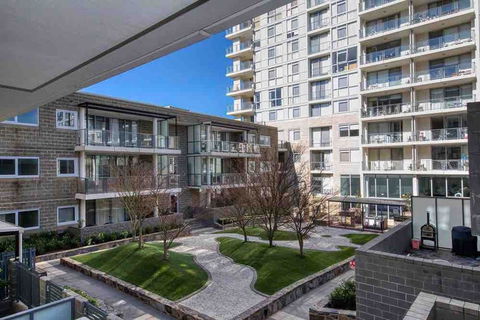 Spacious 1BR Stylish New Acton Apartment +Parking - Holiday Find 14