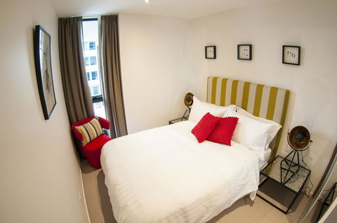 KUI - Manhattan Apartments - Holiday Find 14