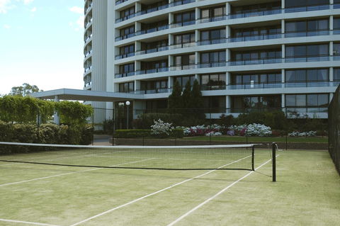 BreakFree Capital Tower Apartments - Holiday Find 18