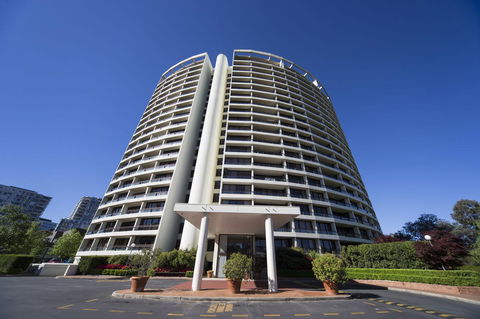 BreakFree Capital Tower Apartments - Holiday Find 0