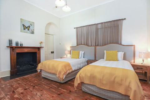 Wellington Courthouse - Holiday Find 29