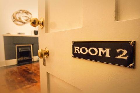 Wellington Courthouse - Holiday Find 10