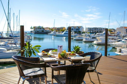 Marina Hotel - Holiday Find 42