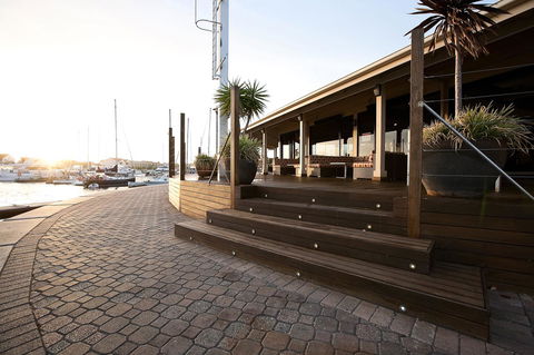 Marina Hotel - Holiday Find 37