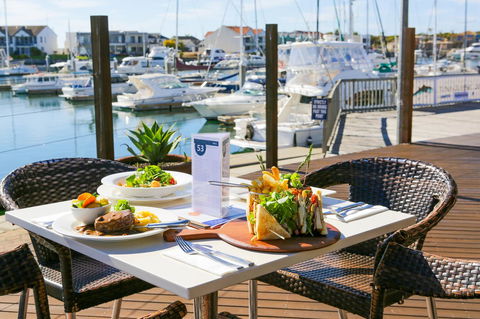 Marina Hotel - Holiday Find 43