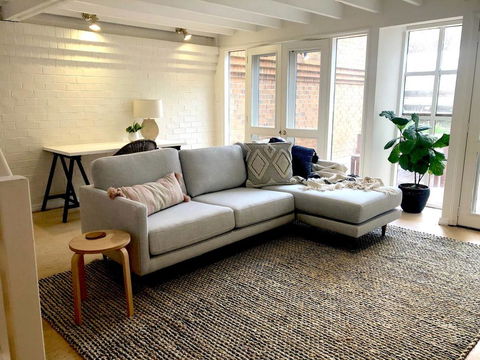 The Loft - Beautiful Central Barossa Apartment - Holiday Find 0
