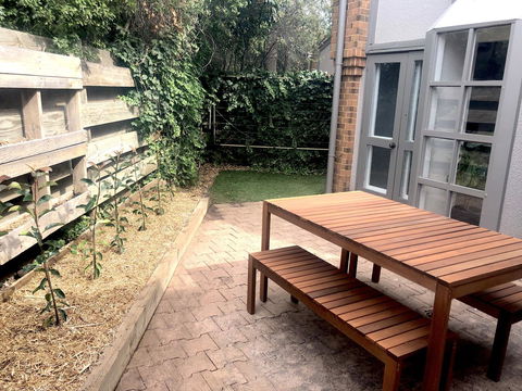 The Loft - Beautiful Central Barossa Apartment - Holiday Find 14