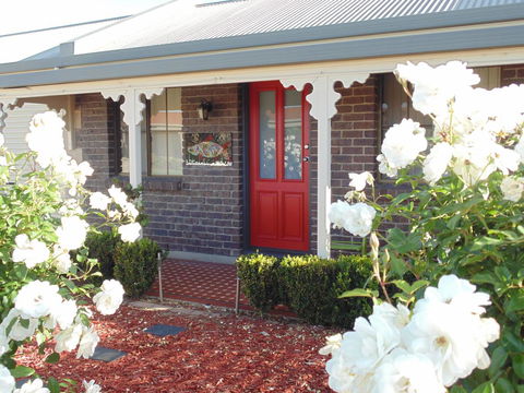 Baronet B & B - Holiday Find 0