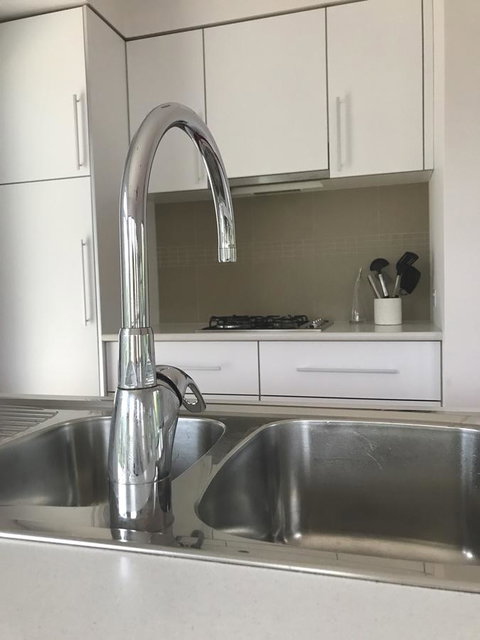 S T U D I O 22 Peaceful Retreat With Garden Views - Holiday Find 7