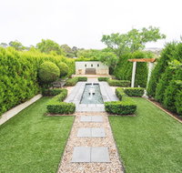 Studio 22 - Holiday Find