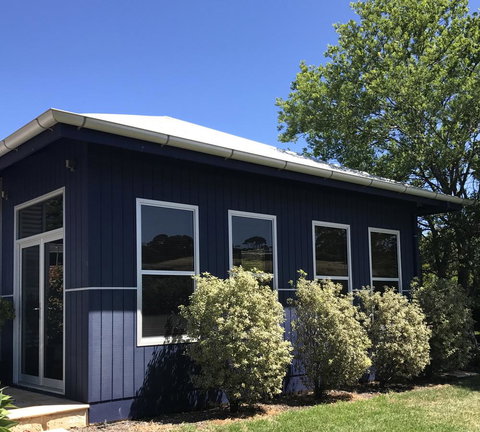 S T U D I O 22 Peaceful Retreat With Garden Views - Holiday Find 15