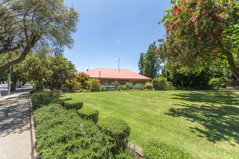 Tanunda\'s Magpie House - Holiday Find 30