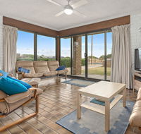 Sun  Surf Aldinga Beach Apartment - Holiday Find