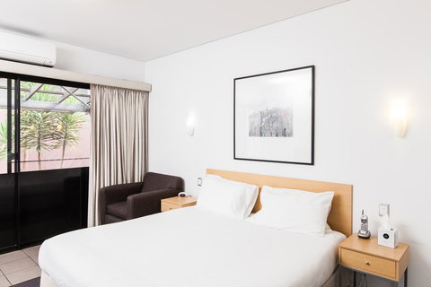 Majestic Oasis Apartments - Holiday Find 30