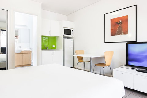 Majestic Oasis Apartments - Holiday Find 24