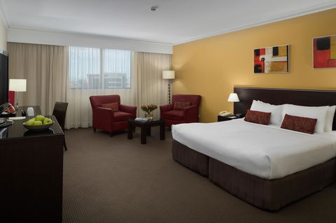 Rydges Norwest Sydney - Holiday Find 13