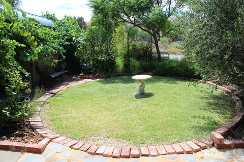 Hillside Cottage - Holiday Find 9